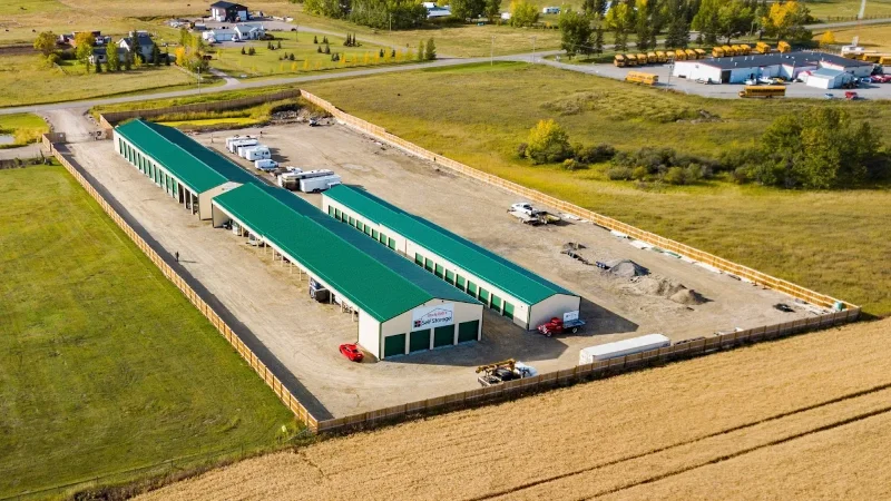 Storage Units at Uncle Bob's Self Storage - 64248 418 Ave, Aldersyde, AB